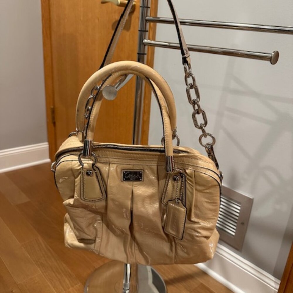 Coach Kristin Creme Patent Leather Satchel Shoulder Bag 16016- RARE COLOR